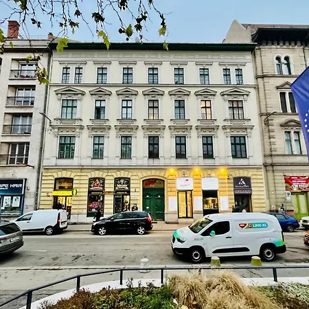 Boutique * Budapeste